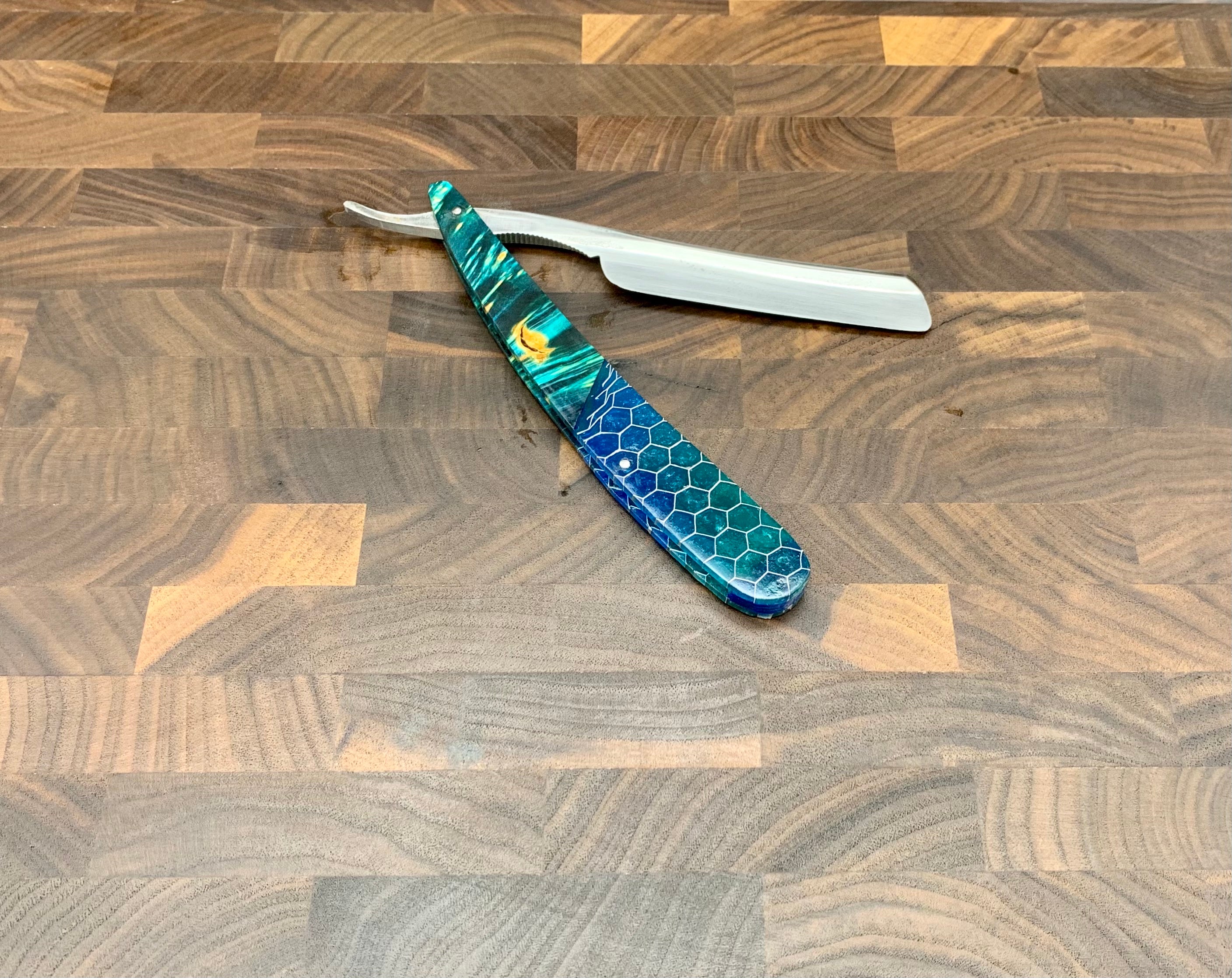 Bespoke Straight Razor – Jordan Cox Knives